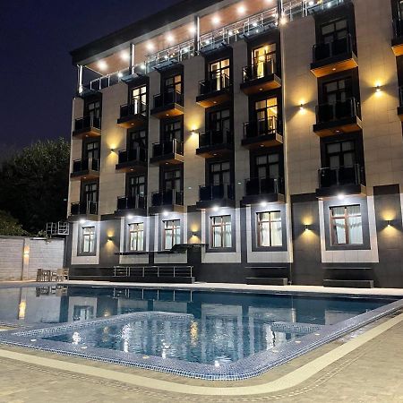 Rayyan Hotel & Spa Tasjkent Exteriör bild