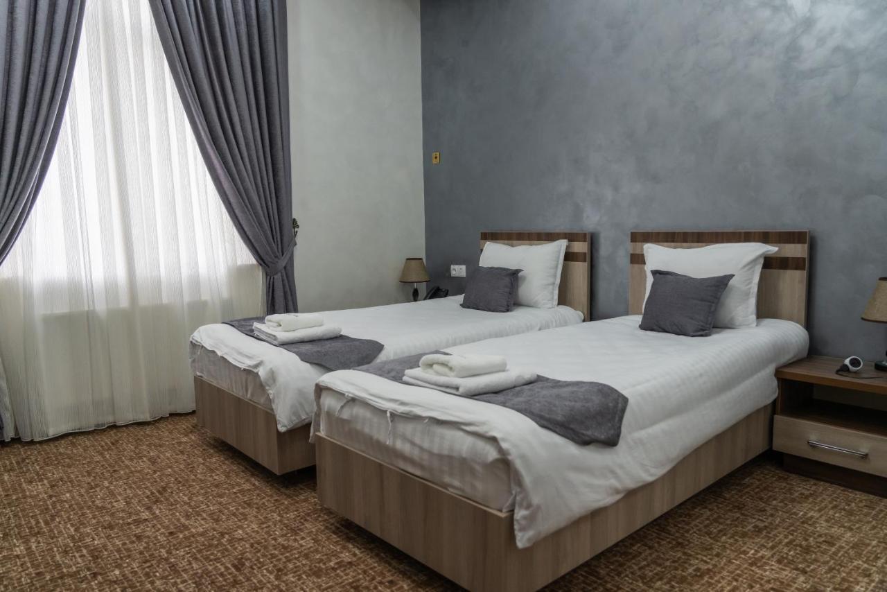 Rayyan Hotel & Spa Tasjkent Exteriör bild