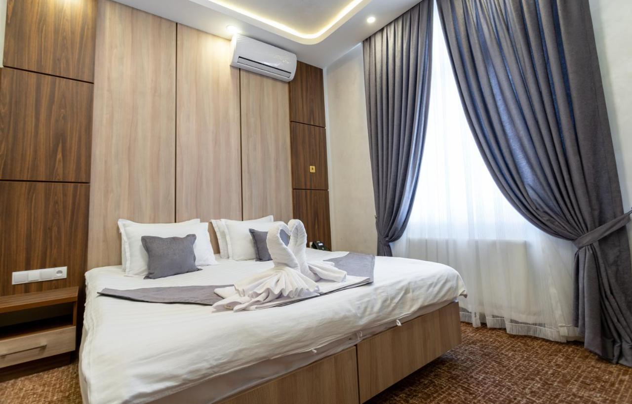 Rayyan Hotel & Spa Tasjkent Exteriör bild
