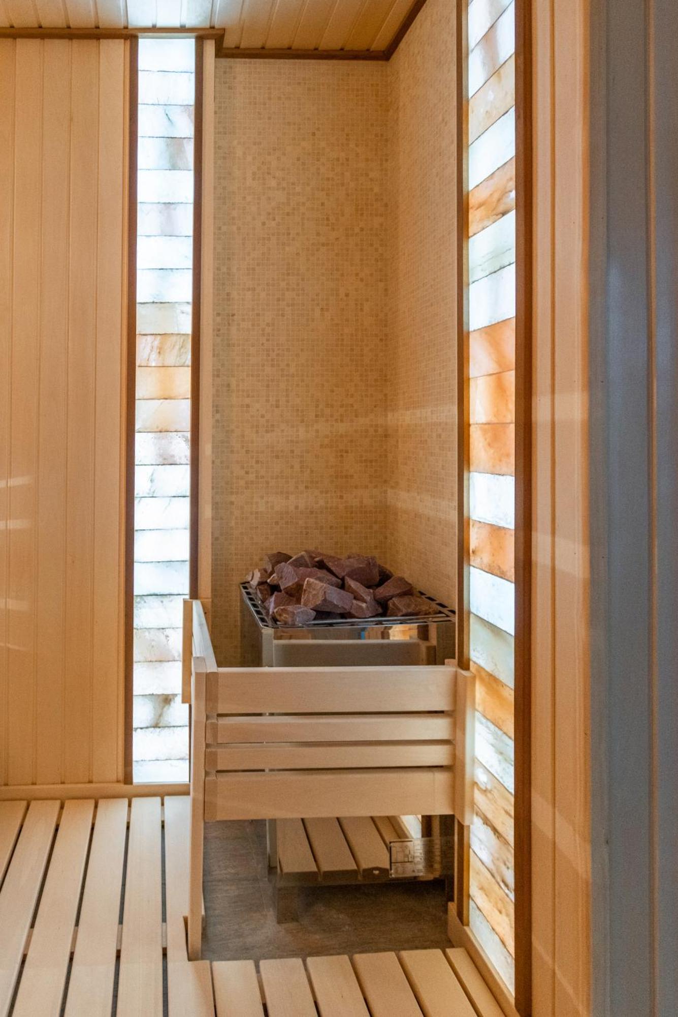 Rayyan Hotel & Spa Tasjkent Exteriör bild